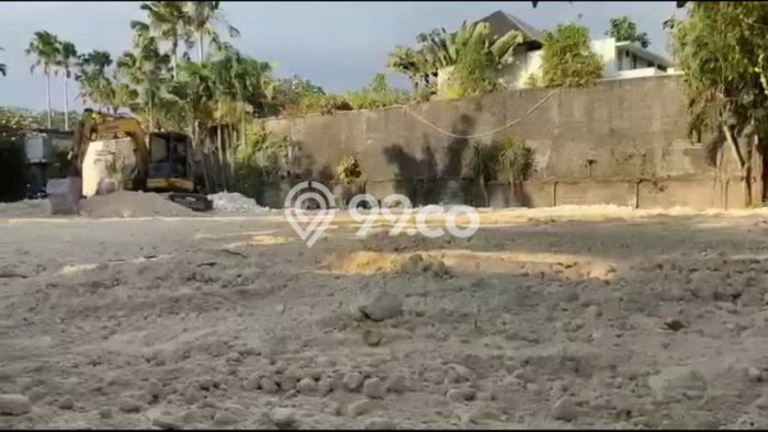 Dijual Tanah 974m2 di Petitenget, Badung Dijual Tanah 974m2 di Petitenget, Badung