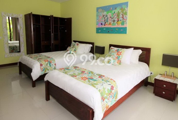 FOR SALE! Vila Kawasan , Luas 516m2m², Dekat Mudah Fasilitas Umum FOR SALE! Vila Kawasan , Luas 516m2m², Dekat Mudah Fasilitas Umum