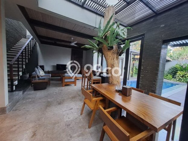 Bisnis Potensial! Vila di , Area 332m2m², Dekat ke Pusat Kota Bisnis Potensial! Vila di , Area 332m2m², Dekat ke Pusat Kota