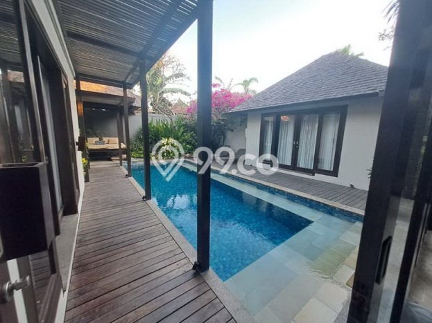 Bisnis Potensial! Vila di , Area 332m2m², Dekat ke Pusat Kota Bisnis Potensial! Vila di , Area 332m2m², Dekat ke Pusat Kota