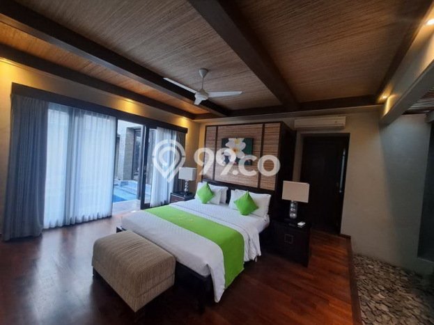 Bisnis Potensial! Vila di , Area 332m2m², Dekat ke Pusat Kota Bisnis Potensial! Vila di , Area 332m2m², Dekat ke Pusat Kota