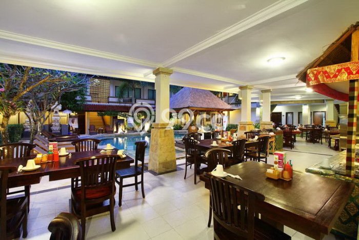 AREA KOMERSIAL! Hotel Kawasan , Luas 2100m2m², Jalan Raya AREA KOMERSIAL! Hotel Kawasan , Luas 2100m2m², Jalan Raya