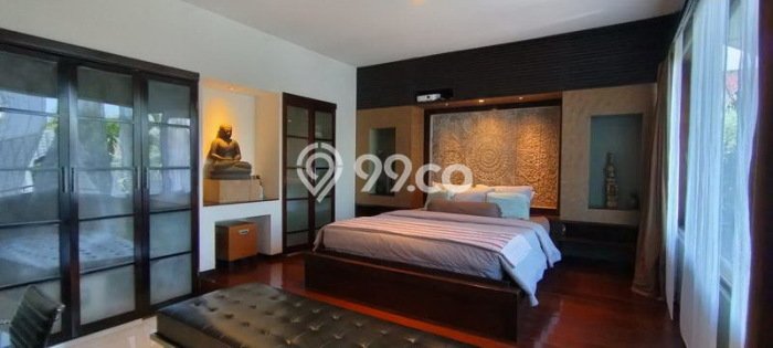 Vila Terawat di , Luas 325m2m², Lokasi Premium dengan akses bagus Vila Terawat di , Luas 325m2m², Lokasi Premium dengan akses bagus