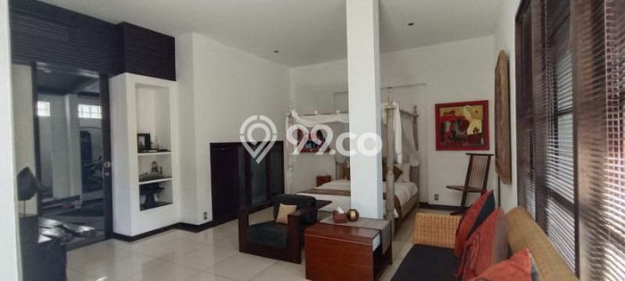 Vila Terawat di , Luas 325m2m², Lokasi Premium dengan akses bagus Vila Terawat di , Luas 325m2m², Lokasi Premium dengan akses bagus
