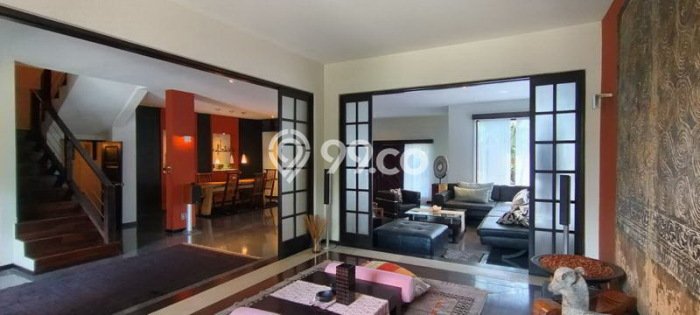 Vila Terawat di , Luas 325m2m², Lokasi Premium dengan akses bagus Vila Terawat di , Luas 325m2m², Lokasi Premium dengan akses bagus