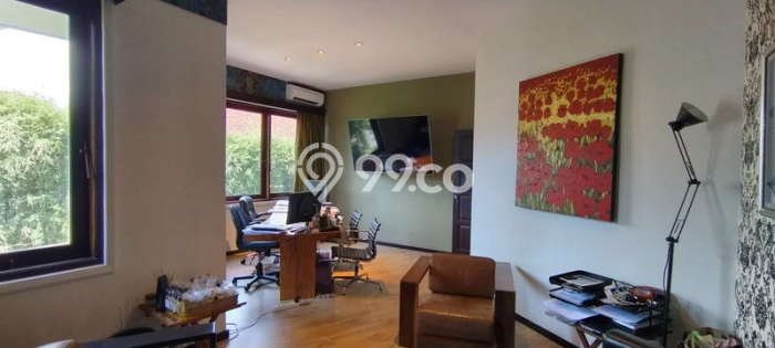 Vila Terawat di , Luas 325m2m², Lokasi Premium dengan akses bagus Vila Terawat di , Luas 325m2m², Lokasi Premium dengan akses bagus