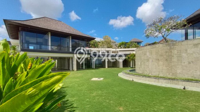 Kesempatan Langka! Vila Kawasan , Ukuran 1870m2m², Area Berkembang dengan potensi meningkat Kesempatan Langka! Vila Kawasan , Ukuran 1870m2m², Area Berkembang dengan potensi meningkat