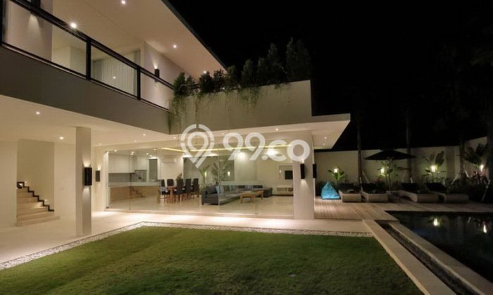 Dijual! Vila di , Dimensi 401m2m², Dekat Mudah Pusat Kota Dijual! Vila di , Dimensi 401m2m², Dekat Mudah Pusat Kota