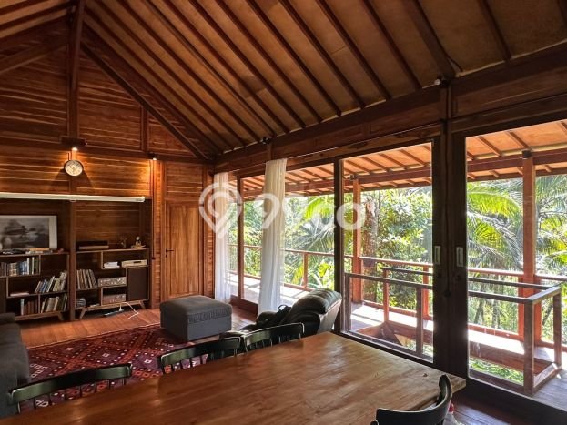 FOR SALE! Vila di , Luas 1300m2m², Posisi Strategis FOR SALE! Vila di , Luas 1300m2m², Posisi Strategis