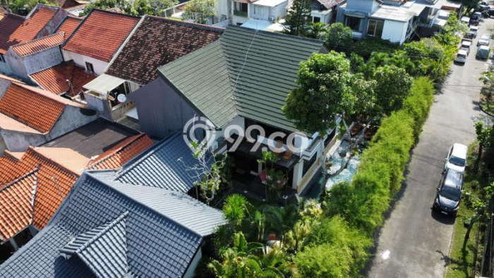 Vila Terawat di , Luas 325m2m², Lokasi Premium dengan akses bagus Vila Terawat di , Luas 325m2m², Lokasi Premium dengan akses bagus