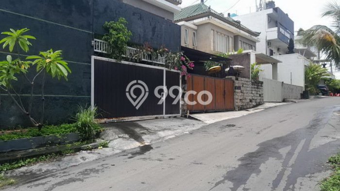KESEMPATAN EMAS! Vila di Denpasar Barat, Ukuran 223m2m², Lokasi Eksklusif dengan privasi terjaga KESEMPATAN EMAS! Vila di Denpasar Barat, Ukuran 223m2m², Lokasi Eksklusif dengan privasi terjaga
