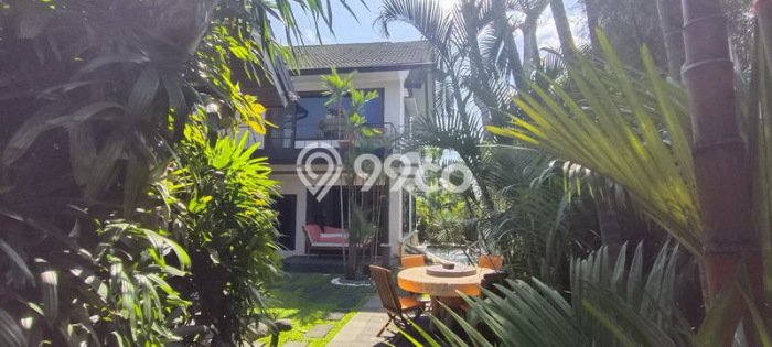 Vila Terawat di , Luas 325m2m², Lokasi Premium dengan akses bagus Vila Terawat di , Luas 325m2m², Lokasi Premium dengan akses bagus