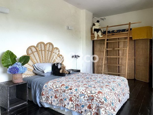 FOR SALE! Vila Kawasan , Area 730m2m², Lokasi Premium FOR SALE! Vila Kawasan , Area 730m2m², Lokasi Premium