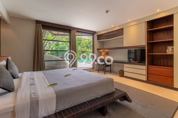 Tersedia Vila di , Luas 1610m2m², Area tenang untuk keluarga Tersedia Vila di , Luas 1610m2m², Area tenang untuk keluarga