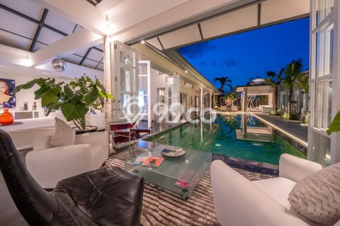 Aset Strategis! Vila di , Luas 700m2m², Hasil Menjanjikan untuk bisnis Aset Strategis! Vila di , Luas 700m2m², Hasil Menjanjikan untuk bisnis