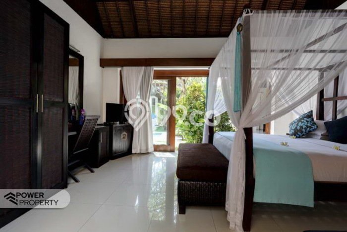 Hunian Berkualitas! Vila di , Ukuran 180m2m², Area Nyaman dan aman Hunian Berkualitas! Vila di , Ukuran 180m2m², Area Nyaman dan aman
