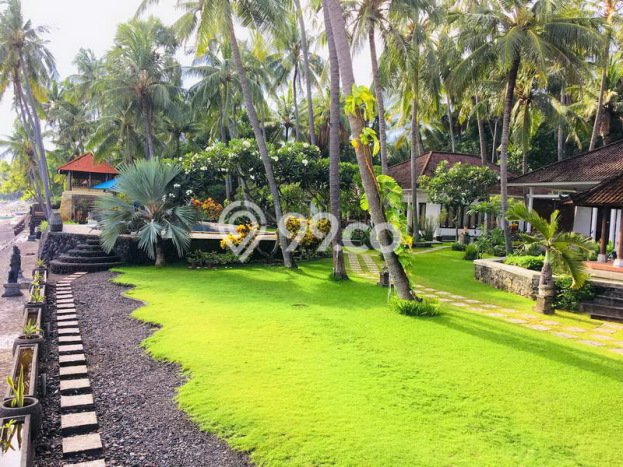 Dijual! Vila Kawasan , Luas 4250m2m², Lokasi Strategis Dijual! Vila Kawasan , Luas 4250m2m², Lokasi Strategis