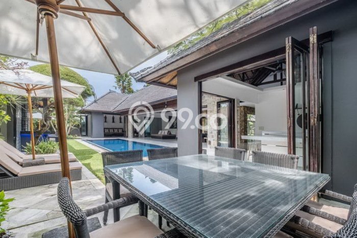 Vila Nyaman di , Ukuran 1500m2m², Pemandangan Menarik sekitar Vila Nyaman di , Ukuran 1500m2m², Pemandangan Menarik sekitar