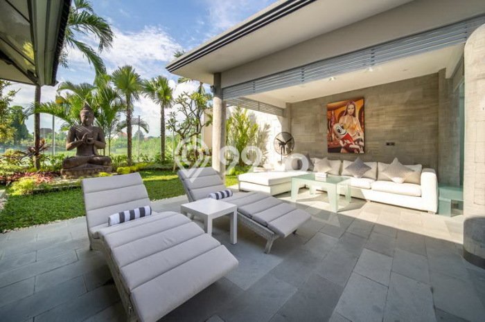 Aset Strategis! Vila di , Luas 700m2m², Hasil Menjanjikan untuk bisnis Aset Strategis! Vila di , Luas 700m2m², Hasil Menjanjikan untuk bisnis