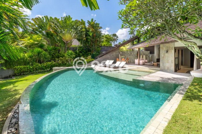 Tersedia Vila di , Luas 1610m2m², Area tenang untuk keluarga Tersedia Vila di , Luas 1610m2m², Area tenang untuk keluarga