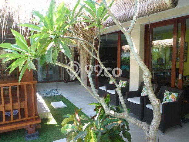 FOR SALE! Vila Kawasan , Luas 516m2m², Dekat Mudah Fasilitas Umum FOR SALE! Vila Kawasan , Luas 516m2m², Dekat Mudah Fasilitas Umum