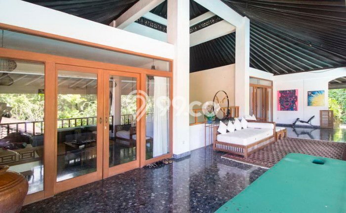 FOR SALE! Vila di , Luas 2100m2m², Posisi Premium FOR SALE! Vila di , Luas 2100m2m², Posisi Premium