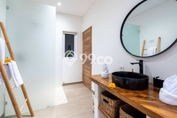Peluang Investasi! Vila di , Area 361m2m², Area Premium dengan potensi meningkat Peluang Investasi! Vila di , Area 361m2m², Area Premium dengan potensi meningkat