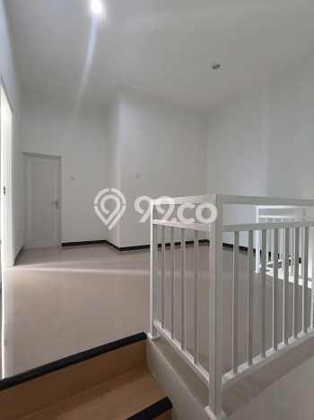 Rumah Modern Minimalis 3 Kamar Siap Huni di Tembalang Rumah Modern Minimalis 3 Kamar Siap Huni di Tembalang
