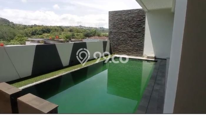 SEGERA MILIKI! Rumah di Jangli, Semarang, Luas 264m² Bangunan 330m² SEGERA MILIKI! Rumah di Jangli, Semarang, Luas 264m² Bangunan 330m²