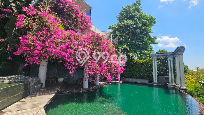 Apartemen Strategis Kawasan Candisari, 2 KT, Luas 150m², Best View Apartemen Strategis Kawasan Candisari, 2 KT, Luas 150m², Best View