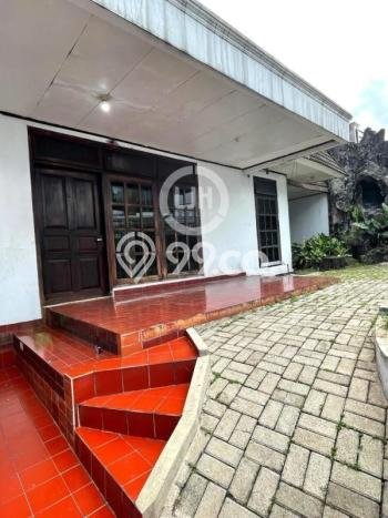 Rumah Mewah LB 250m2 Siap Huni Desain Elegan di Jati Padang, Jakarta Selatan Rumah Mewah LB 250m2 Siap Huni Desain Elegan di Jati Padang, Jakarta Selatan