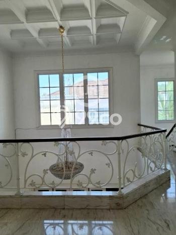 Ready to Use! Luxury House LT 297m2 Desain Elegan di Cibubur Ready to Use! Luxury House LT 297m2 Desain Elegan di Cibubur