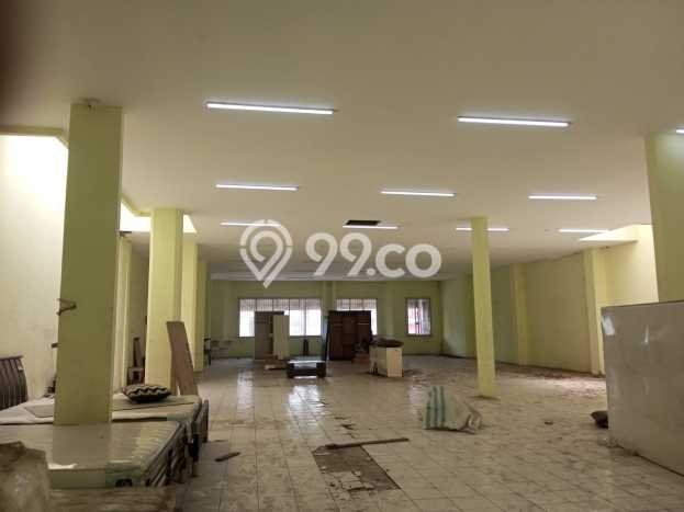 Disewakan Ruko di Kawasan Ramai sudirman Luas 700m2 Disewakan Ruko di Kawasan Ramai sudirman Luas 700m2