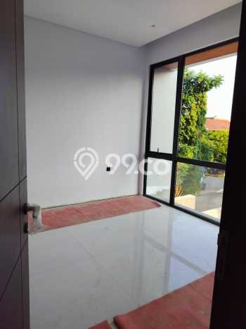 Ready to Use! Premium House LT 240m2 Desain Elegan di Setra Duta Ready to Use! Premium House LT 240m2 Desain Elegan di Setra Duta