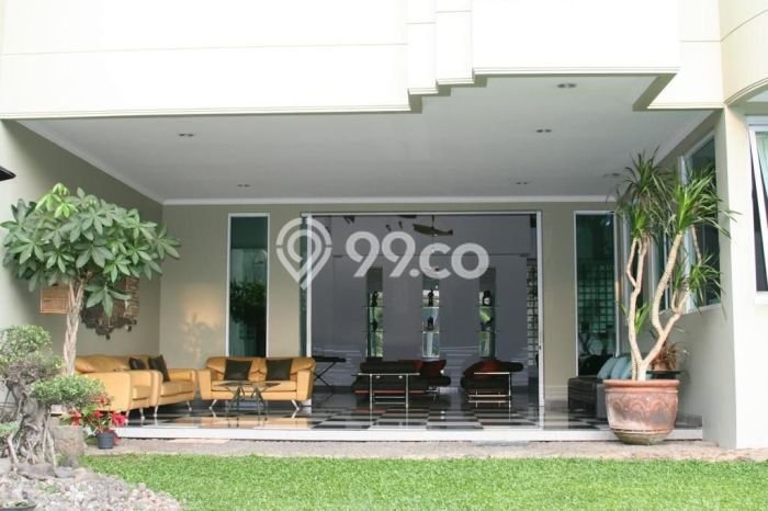 Rumah Elit LB 1200m2 Siap Huni Desain Elegan di Dago, Bandung Rumah Elit LB 1200m2 Siap Huni Desain Elegan di Dago, Bandung