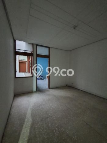 Ruko Strategis Kawasan Sudirman, Luas 729m², Area Komersial Ruko Strategis Kawasan Sudirman, Luas 729m², Area Komersial