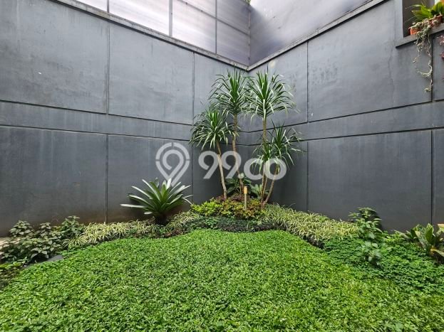 Dijual Rumah Mewah Elegan Dengan View Eksklusif di Cihampelas, Bandung Dijual Rumah Mewah Elegan Dengan View Eksklusif di Cihampelas, Bandung