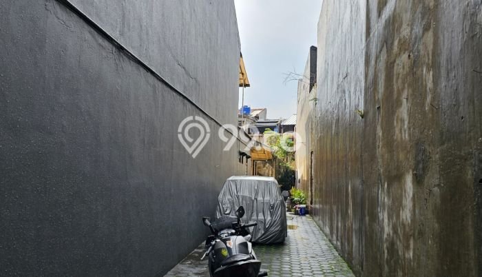 Ruko Dijual di Prime Area Bandung Luas 380m2 Ruko Dijual di Prime Area Bandung Luas 380m2