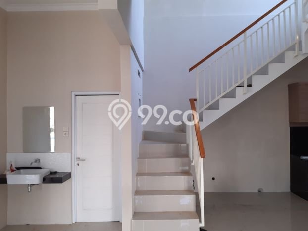 Disewakan! Rumah 3 Kamar Tidur &
2 Kamar Mandi di Kota Baru Parahyangan, Bandung Disewakan! Rumah 3 Kamar Tidur &
2 Kamar Mandi di Kota Baru Parahyangan, Bandung