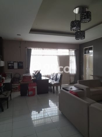 PROMO SPESIAL! Rumah Ready Stock di Otista, Bandung, Luas 305m² LB 205m² PROMO SPESIAL! Rumah Ready Stock di Otista, Bandung, Luas 305m² LB 205m²