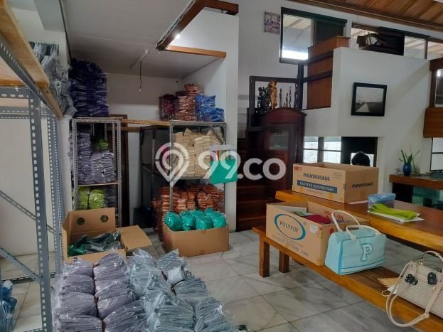 Rumah Elit Modern Siap Huni di Cipedes Bandung Rumah Elit Modern Siap Huni di Cipedes Bandung
