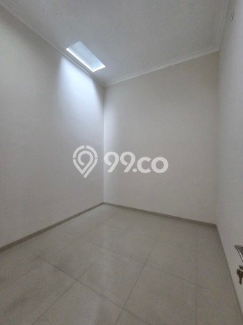 Jual Rumah Eksklusif 3 KT di Taman Kopo Indah, Bandung Jual Rumah Eksklusif 3 KT di Taman Kopo Indah, Bandung