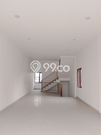 Dijual! Ruko di Pungkur Bandung LT 185m2 / LB 203m2 Kawasan Bisnis Dijual! Ruko di Pungkur Bandung LT 185m2 / LB 203m2 Kawasan Bisnis