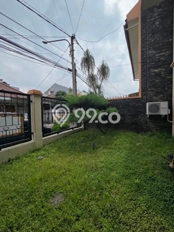 Rumah Luxury Modern Tanpa Renovasi di Taman Kopo Indah Bandung Rumah Luxury Modern Tanpa Renovasi di Taman Kopo Indah Bandung
