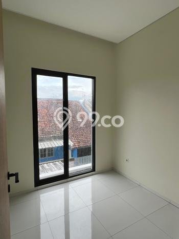 Dijual Rumah Strategis Bagus Punya 4 KT di Arcamanik Bandung SHM Dijual Rumah Strategis Bagus Punya 4 KT di Arcamanik Bandung SHM
