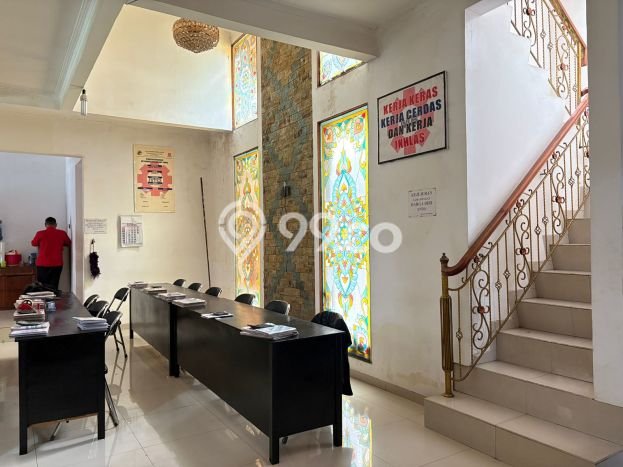 Dijual Hunian Rumah Nyaman 5 Kamar di Gunung Batu, Bandung Dijual Hunian Rumah Nyaman 5 Kamar di Gunung Batu, Bandung