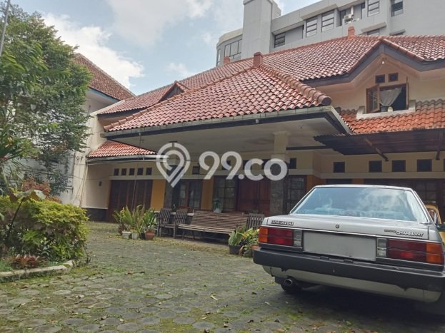 For Sale! Premium House LT 483m2 Desain Modern di Sayap Dago For Sale! Premium House LT 483m2 Desain Modern di Sayap Dago