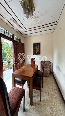 For Sale! Premium House LT 215m2 Desain Elegan di Pasteur For Sale! Premium House LT 215m2 Desain Elegan di Pasteur