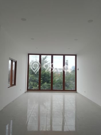 Dijual! Ruko di Pungkur Bandung LT 185m2 / LB 203m2 Kawasan Bisnis Dijual! Ruko di Pungkur Bandung LT 185m2 / LB 203m2 Kawasan Bisnis