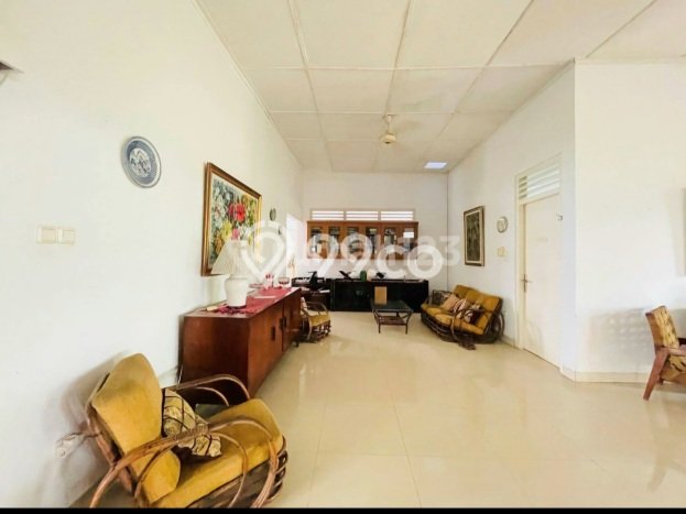 Rumah Mewah Dijual LT 984m2 di Kebayoran Baru, Jakarta Selatan Rumah Mewah Dijual LT 984m2 di Kebayoran Baru, Jakarta Selatan